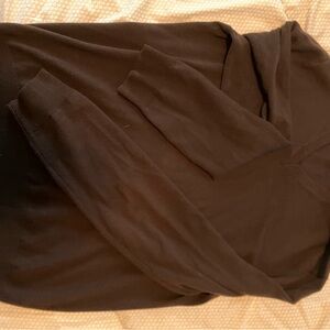 Banana Republic men’s size medium merino sweater. Dark brown.